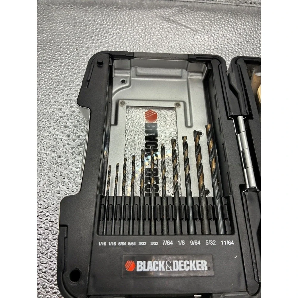 Black & Decker 17 Piece Drill Bit Set with Hard Storage Case Gold Oxide Bits
